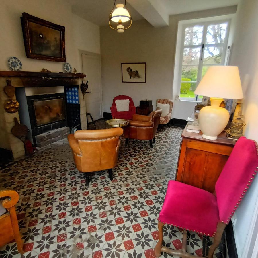 Petit Manoir De La Berthenlaire Bed & Breakfast Baincthun Exterior photo